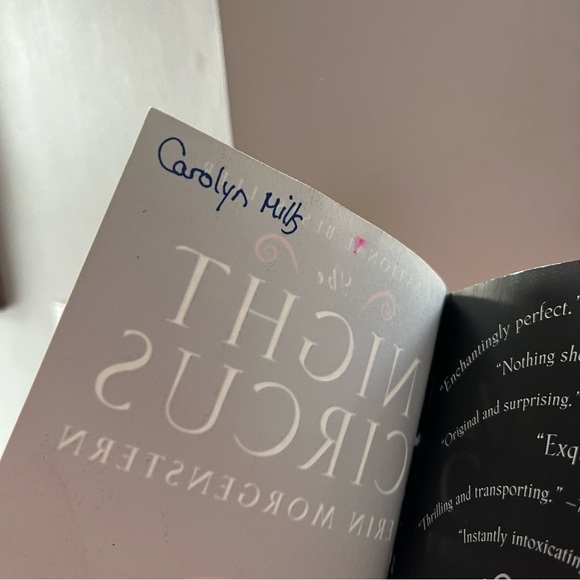 Book bundle - Picture 3 of 5